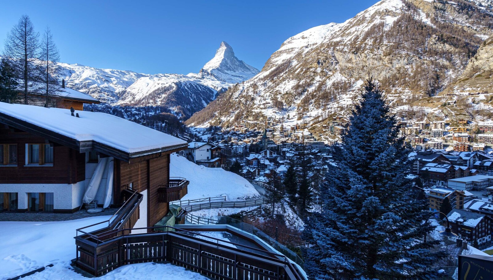 Family Room Matterhorn view